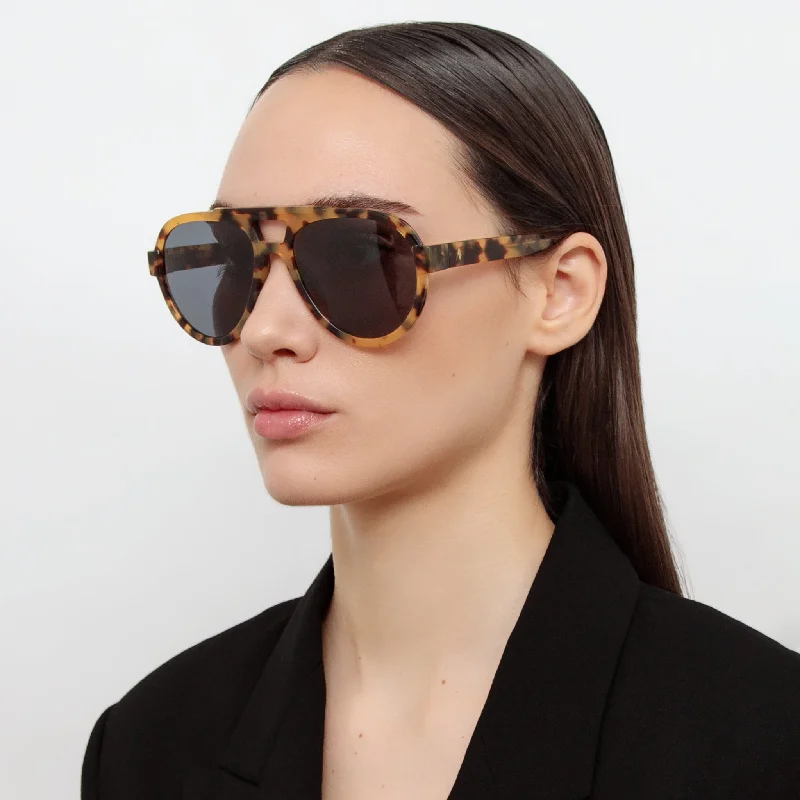 Jurgen Aviator Sunglasses in Tortoiseshell