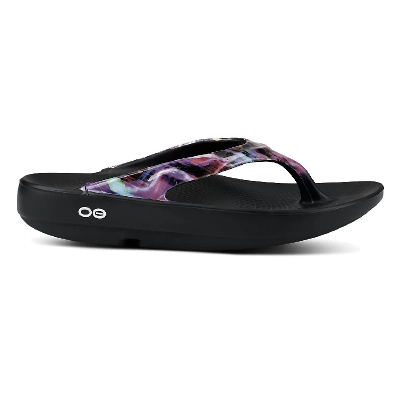 Women's Oolala Thong Limited Sandal In Neon Rose