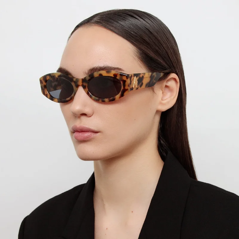 Berta Oval Sunglasses in Tortoiseshell