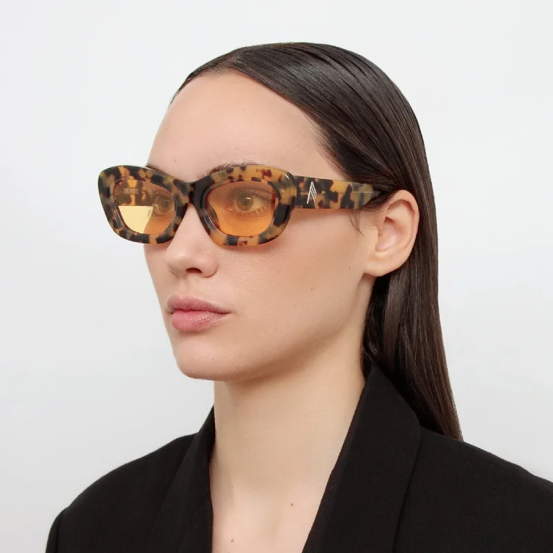 Rania Cat Eye Sunglasses in Tortoiseshell